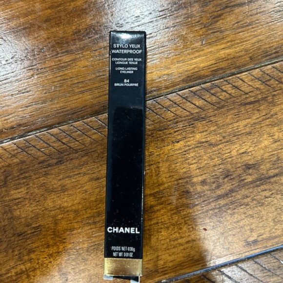 3 different sizes authentic Chanel shopping bags with Chanel eyeliner - Picture 4 of 5